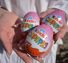 Шоколадные яйца «Kinder surprise»